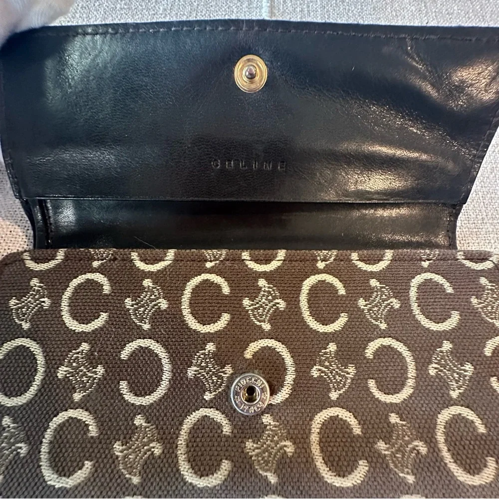 Celine | Green Vintage Classic Print Canvas Trifold Wallet - Picture 4 of 12